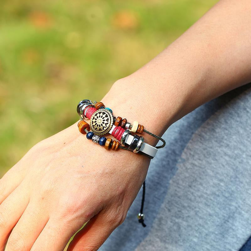 Stylish Cuff Bracelet with Leather and Beads - A Must-Have for Fashion-Forward Individuals